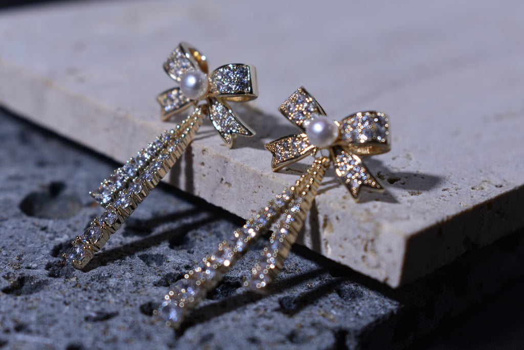 Zircon Butterfly Pearl Stud Earrings